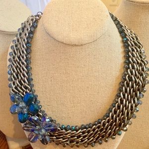 Statement necklace